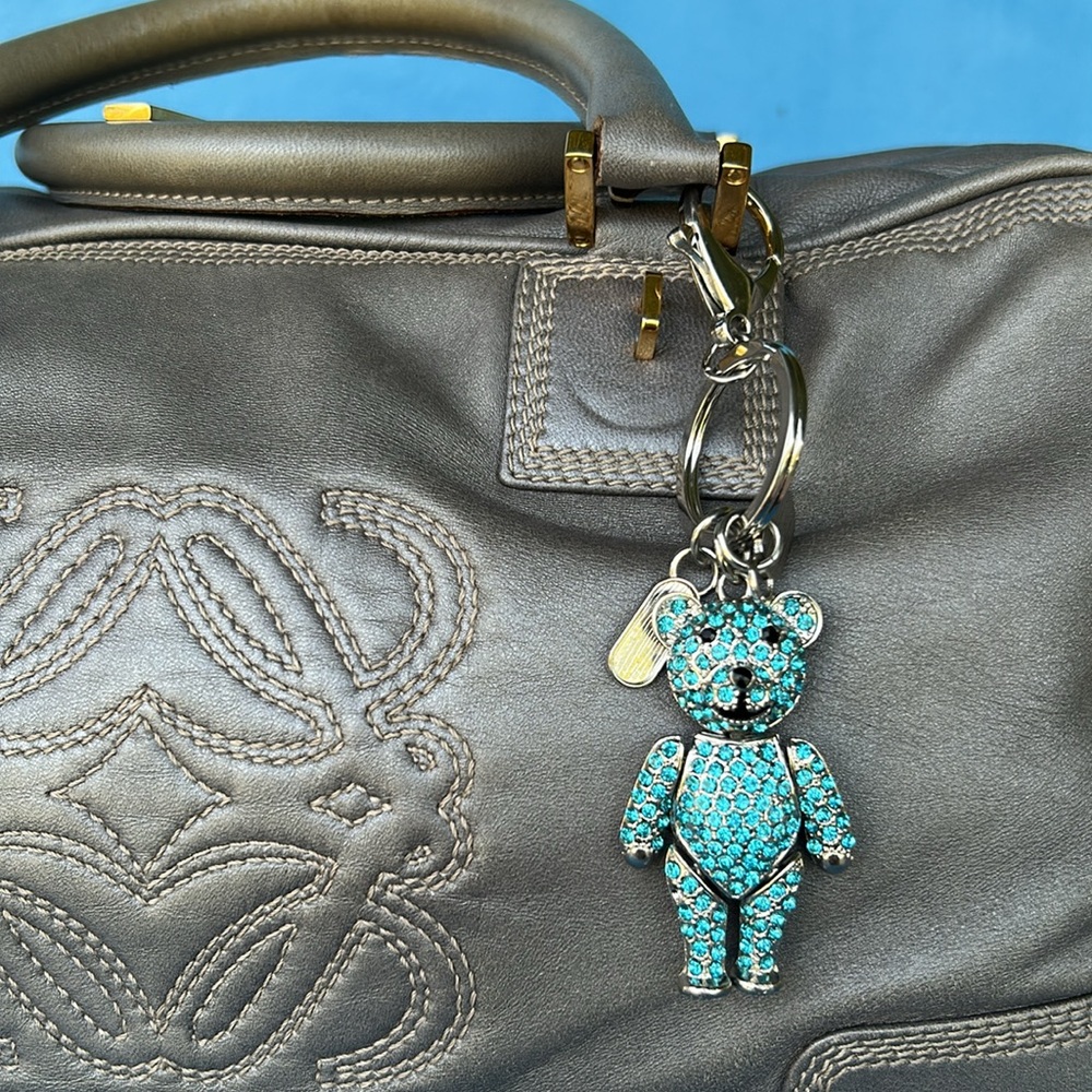 LOVELY LOEWE 🤯🤯🤯 ELEPHANT GREY WITH A TOUCH OF PEARL!!! - Picture 12 of 13